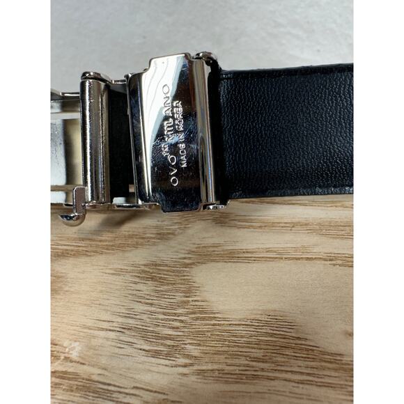 Ovo Black Italian Milano Leather Ratchet Belt with Silver Buckle.